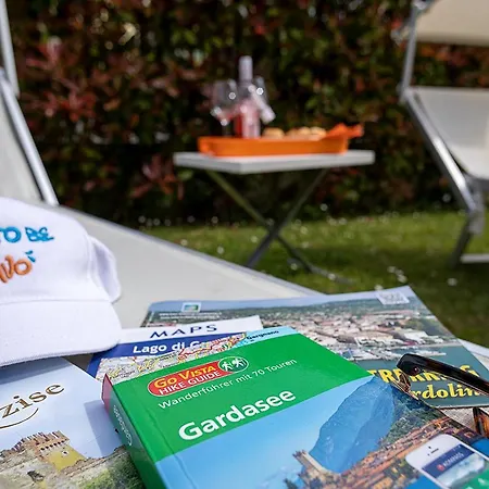 Lelegance - Regarda Travel Apartament *